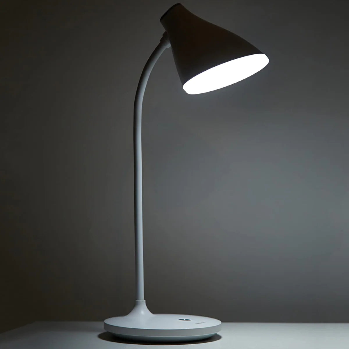 Philips Skyy Rechargeable Desk Light